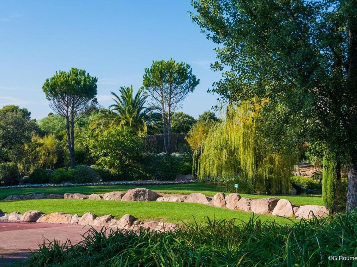 A Port Frejus, Et Commerces A Pied, Connexion Internet, Menage Inclus - Fr-1-226a-168 Appartement