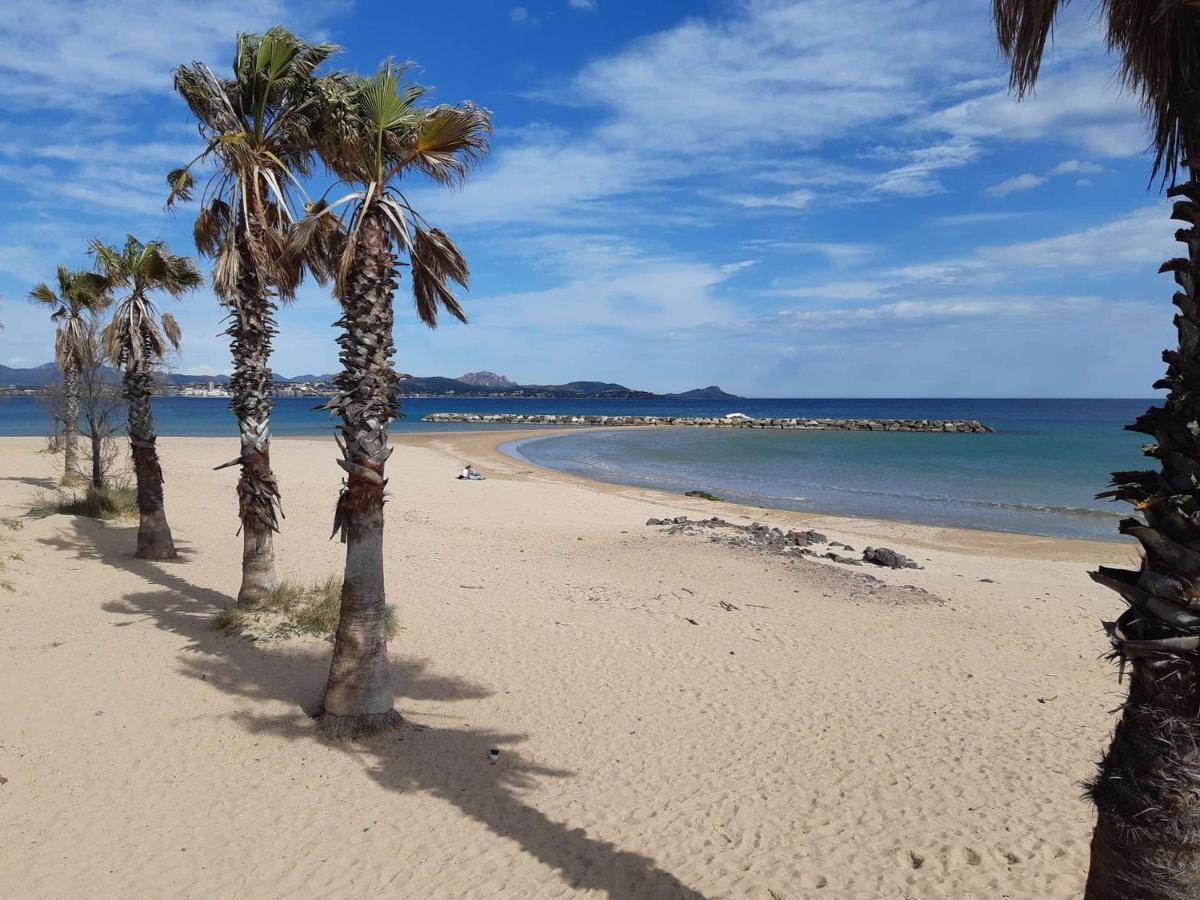Appartement A Port Frejus, Et Commerces A Pied, Connexion Internet, Menage Inclus - Fr-1-226a-168